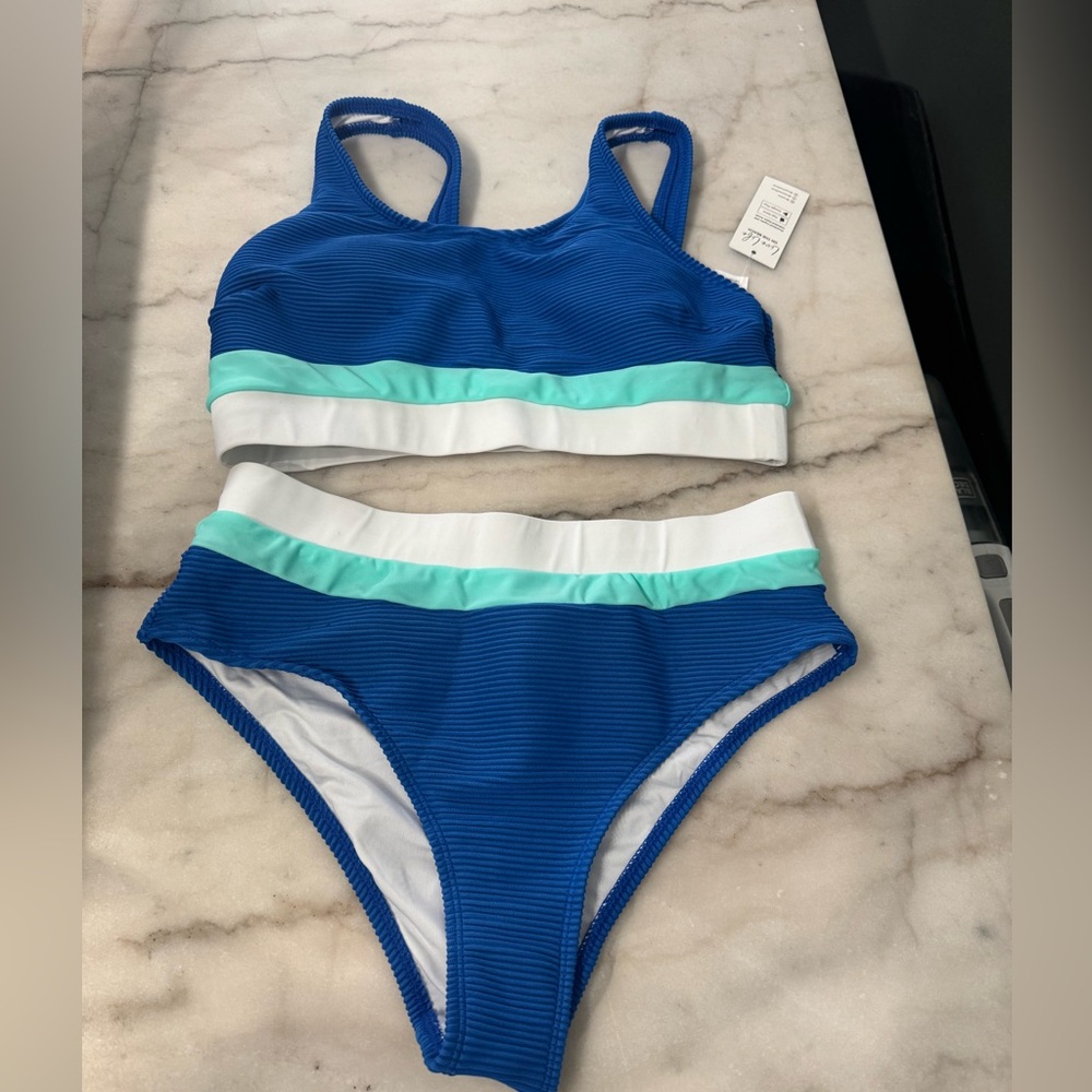 Cupshe women’s blue bikini two piece size medium NEW